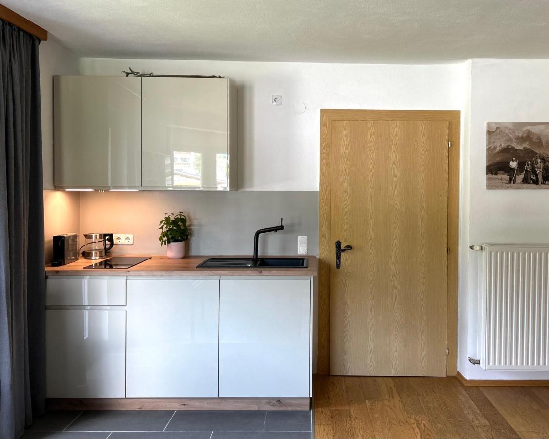 Haus Blaesi Apartment Ehrwald Ngoại thất bức ảnh